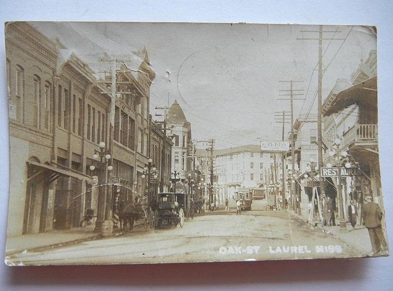 Pinehurst_Oak Street 1930.jpg